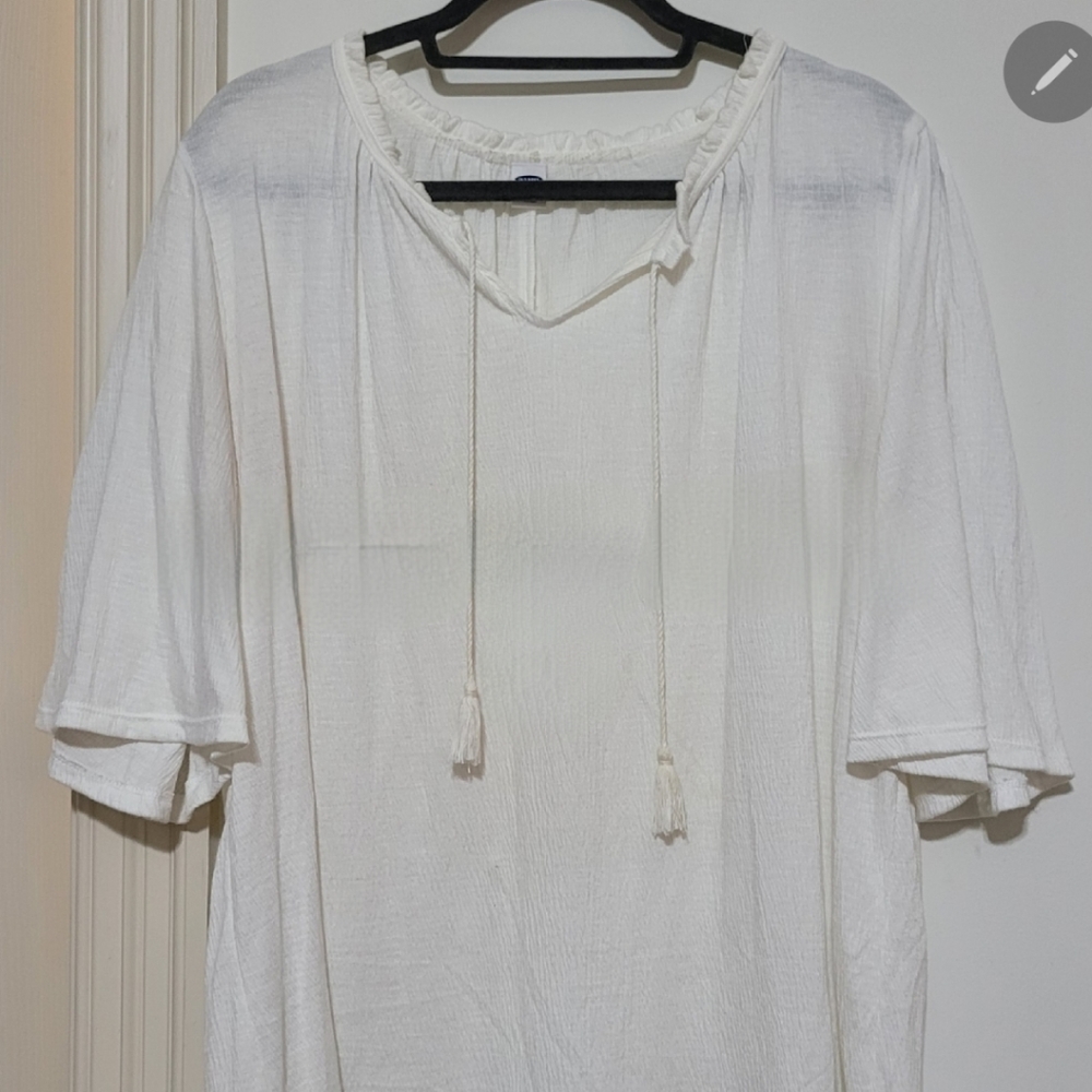 Old Navy shirt